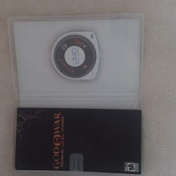 Sony PSP Game "God of War" Chains of Olympus. - Picture 3 of 4